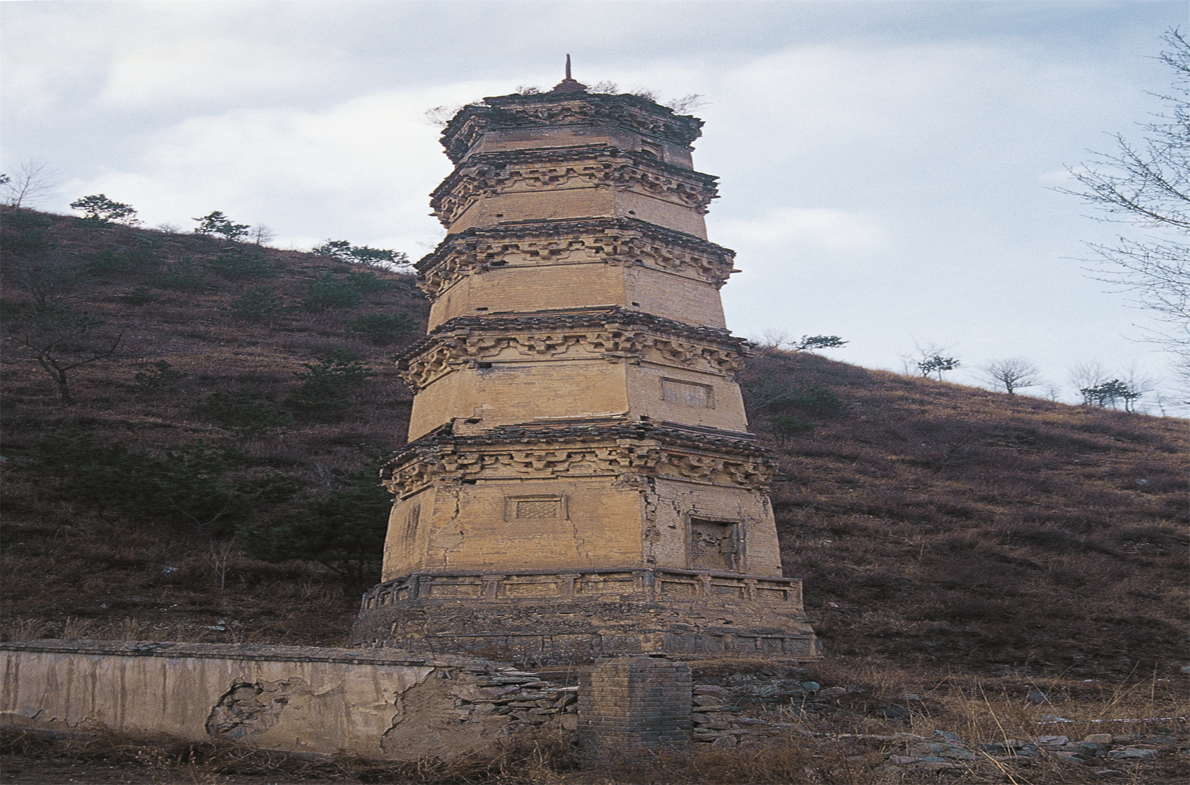 三塔寺