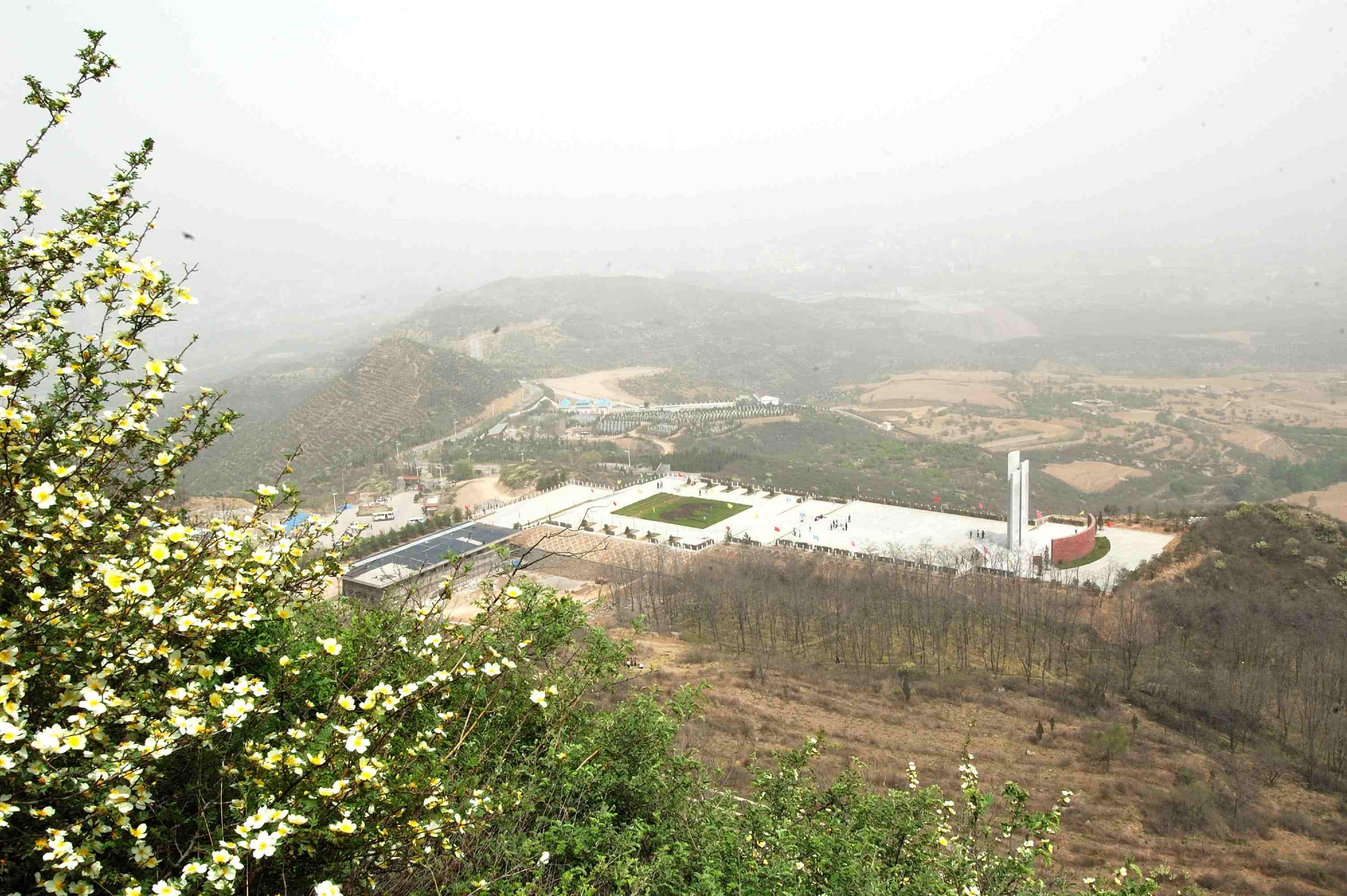 阳泉烈士陵园