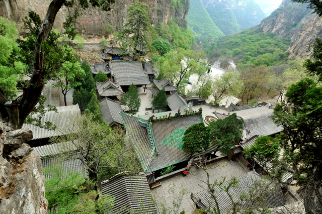 藏山