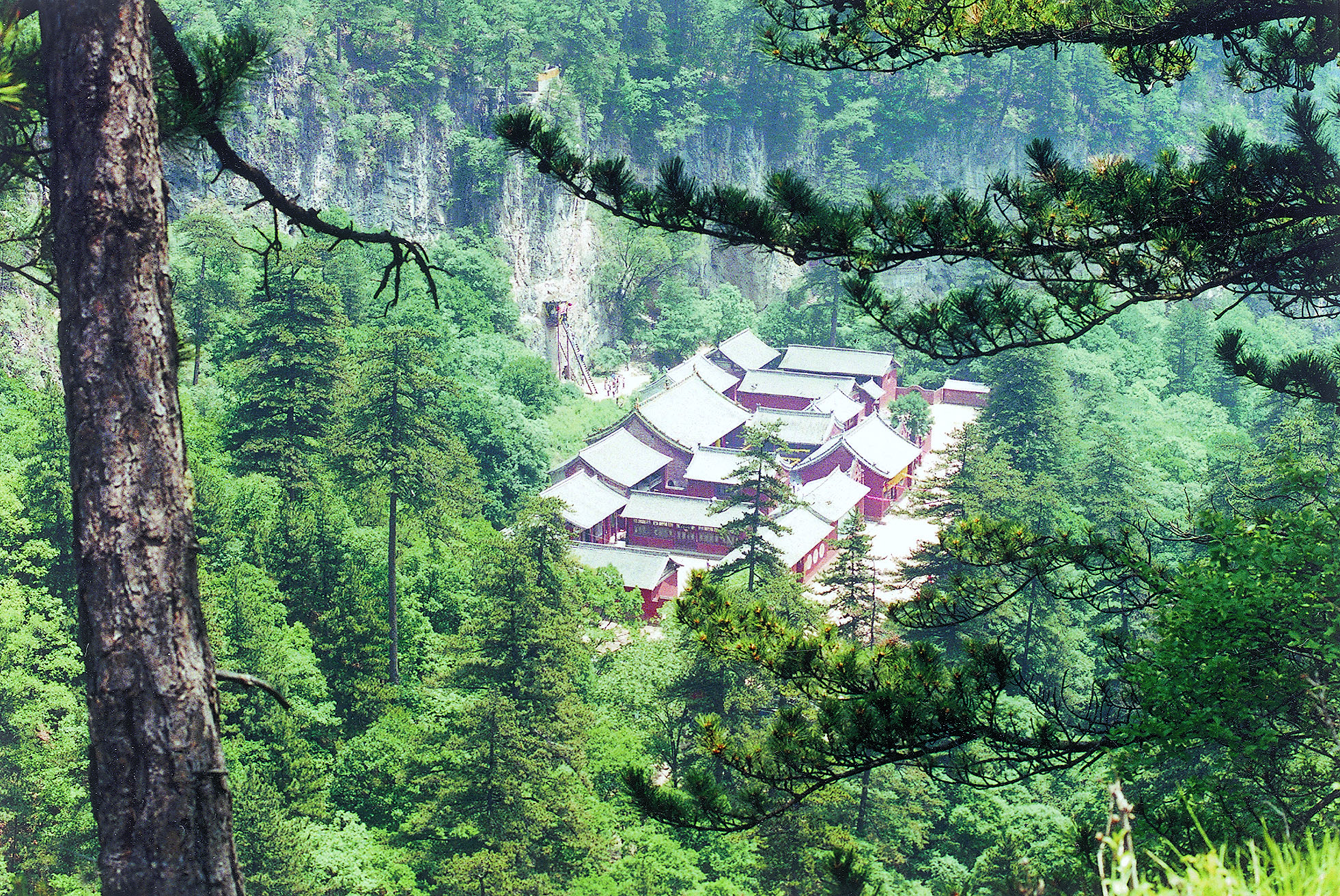 灵空山