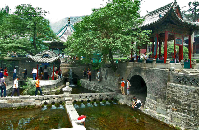 难老泉