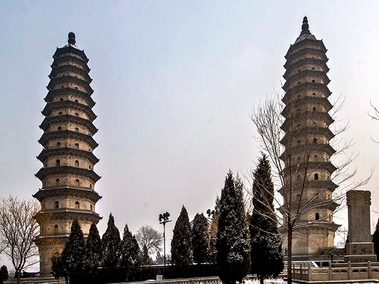 双塔寺