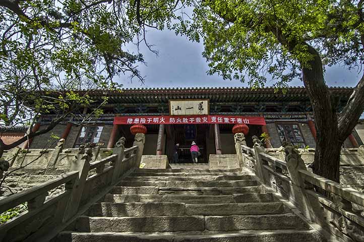卦山天宁寺