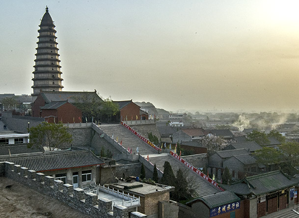 新绛龙兴寺