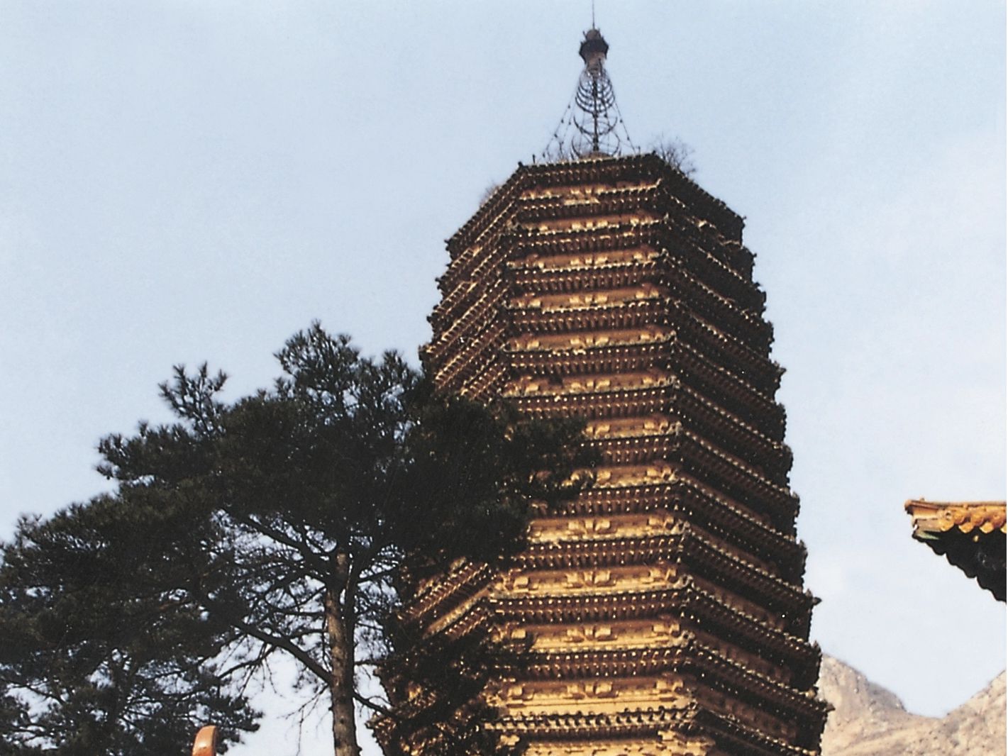 觉山寺塔